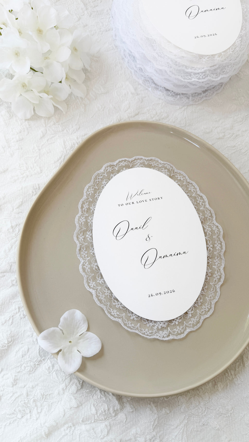 Oval Lace Tablecard