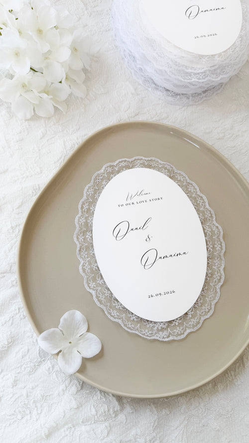 Oval Lace Tablecard