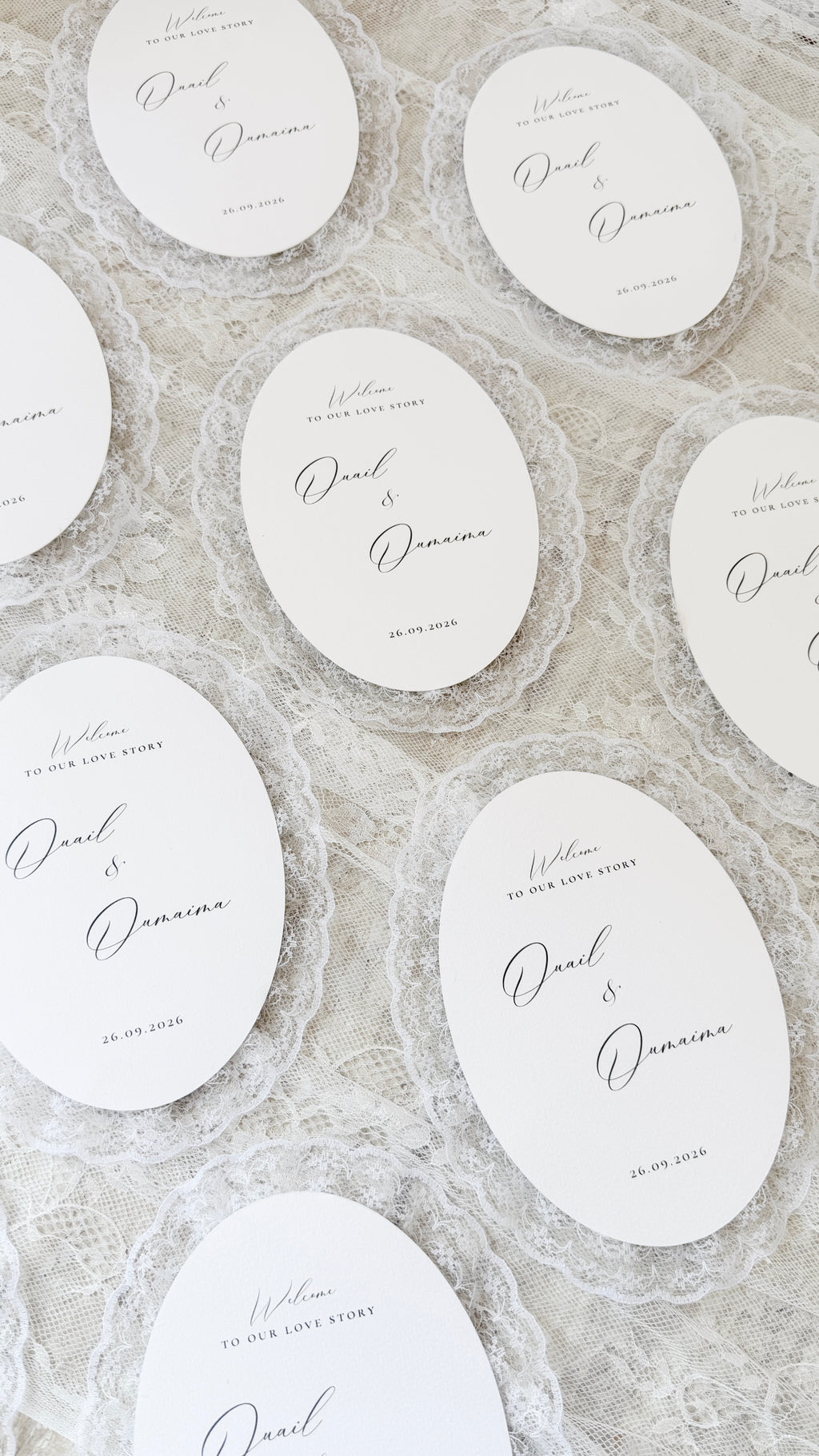 Oval Lace Tablecard